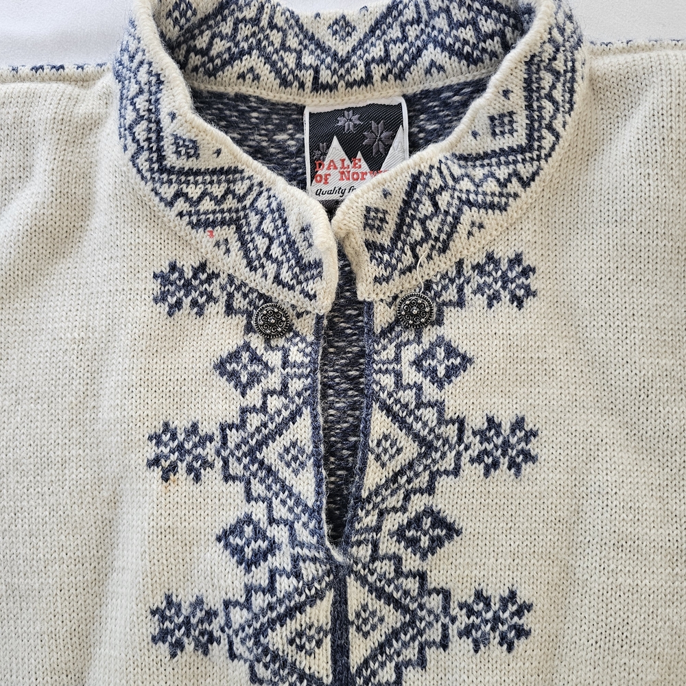 Dale of Norway Women's Cream and Blue Sweater